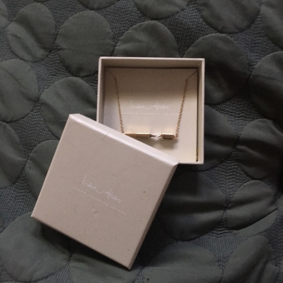 *NWT* - India Hicks Obelisk Gold Plated Necklace - Picture 5 of 6